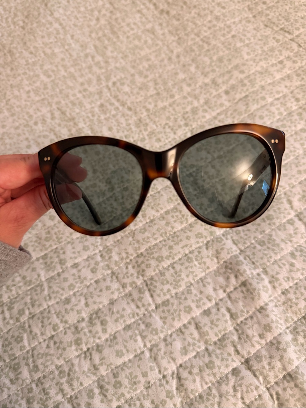 Oliver Goldsmith Manhattan Sunglasses in Dark Tortoiseshell - Picture 2 of 5